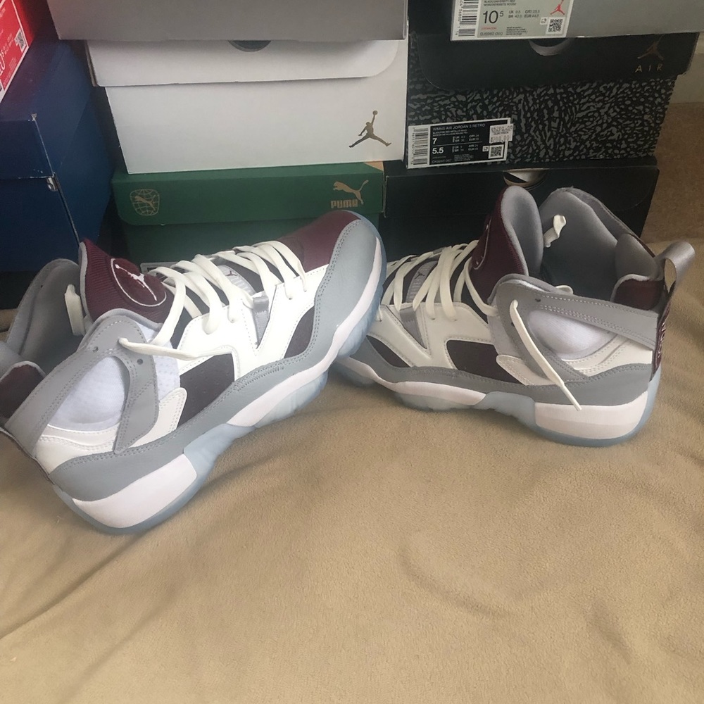 Jumpman Two Trey